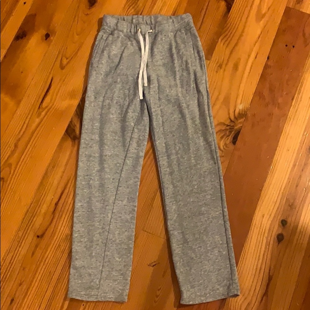 grey sweat pants
